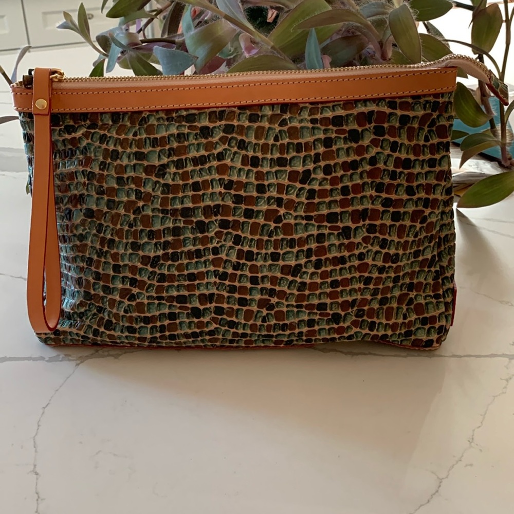 Cavalcanti leather multicolored wristlet/clutch made in Italy. NWOT.